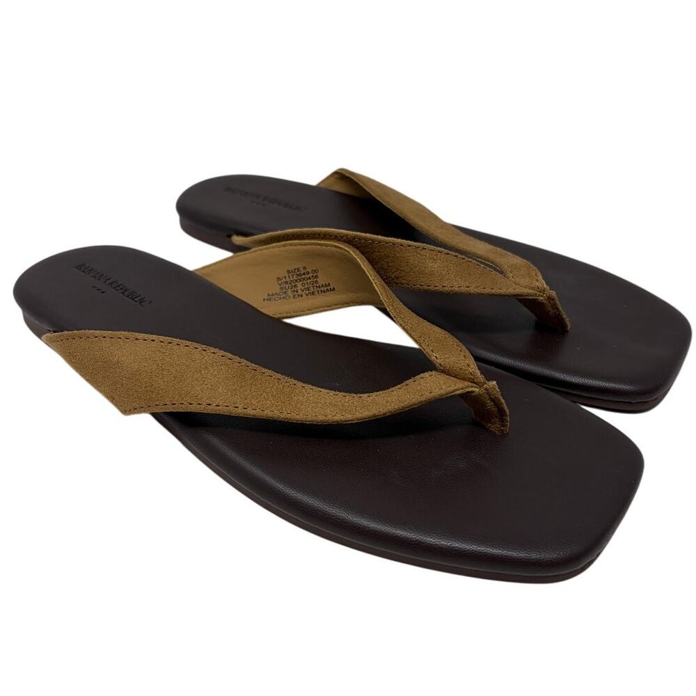 Banana Republic Factory Flip Flop Sandals Womens Size 6 Light Brown Faux Leather